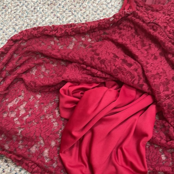 Floral detailed dress - Picture 5 of 9